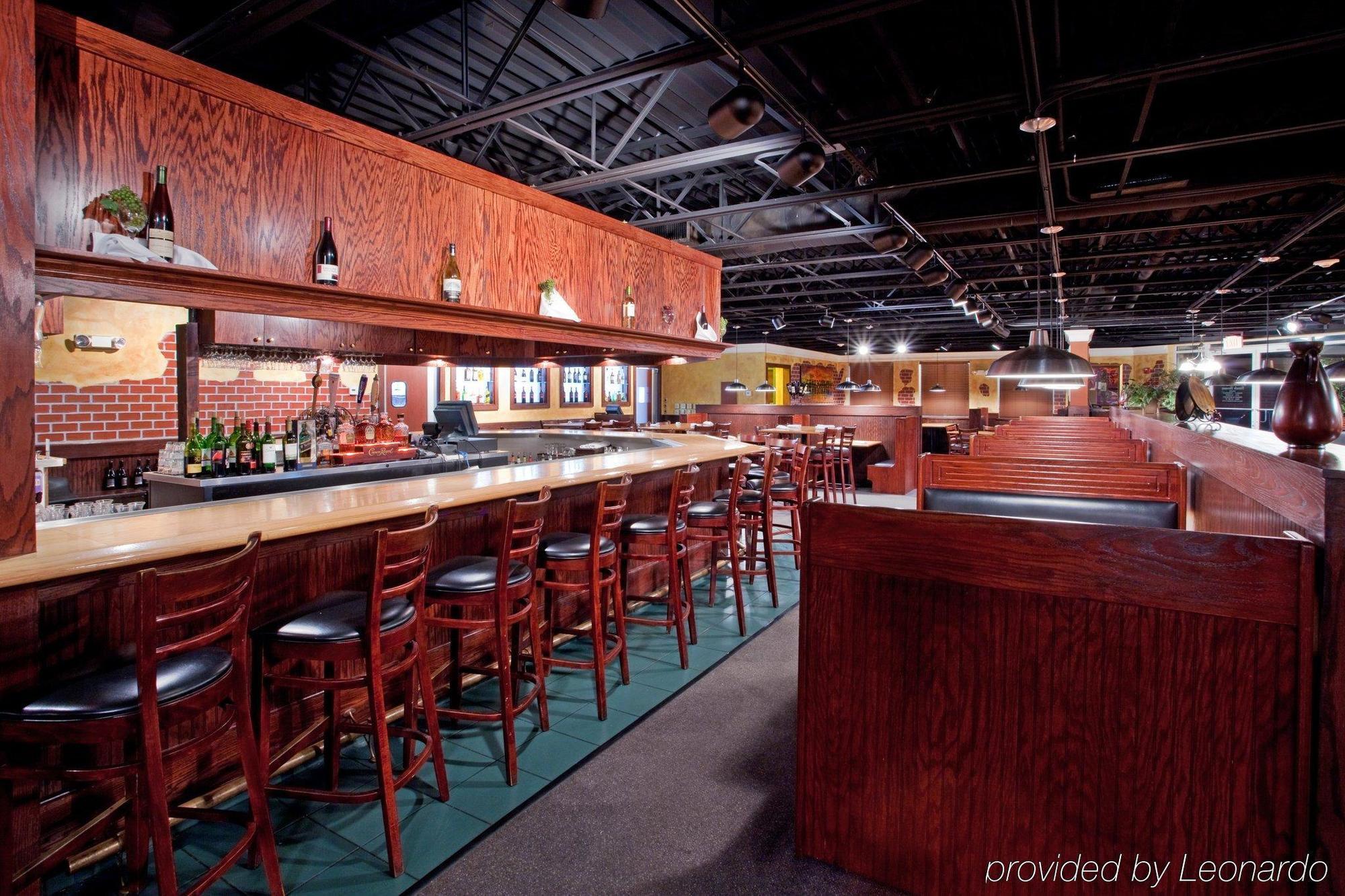 Holiday Inn Brunswick I-95 Restaurant photo